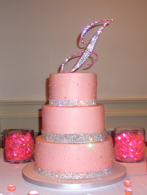 8 Photos of Blinged Out Birthday Cakes