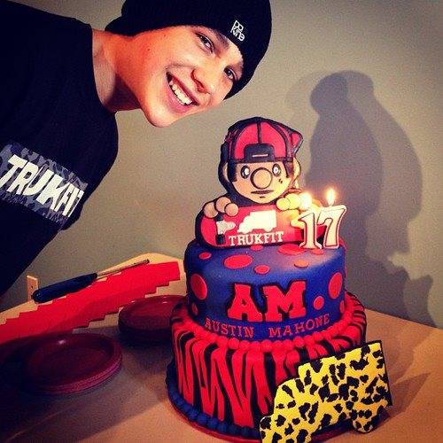 Austin Mahone Birthday Cake