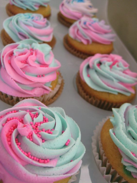 Baby Gender Reveal Cupcakes