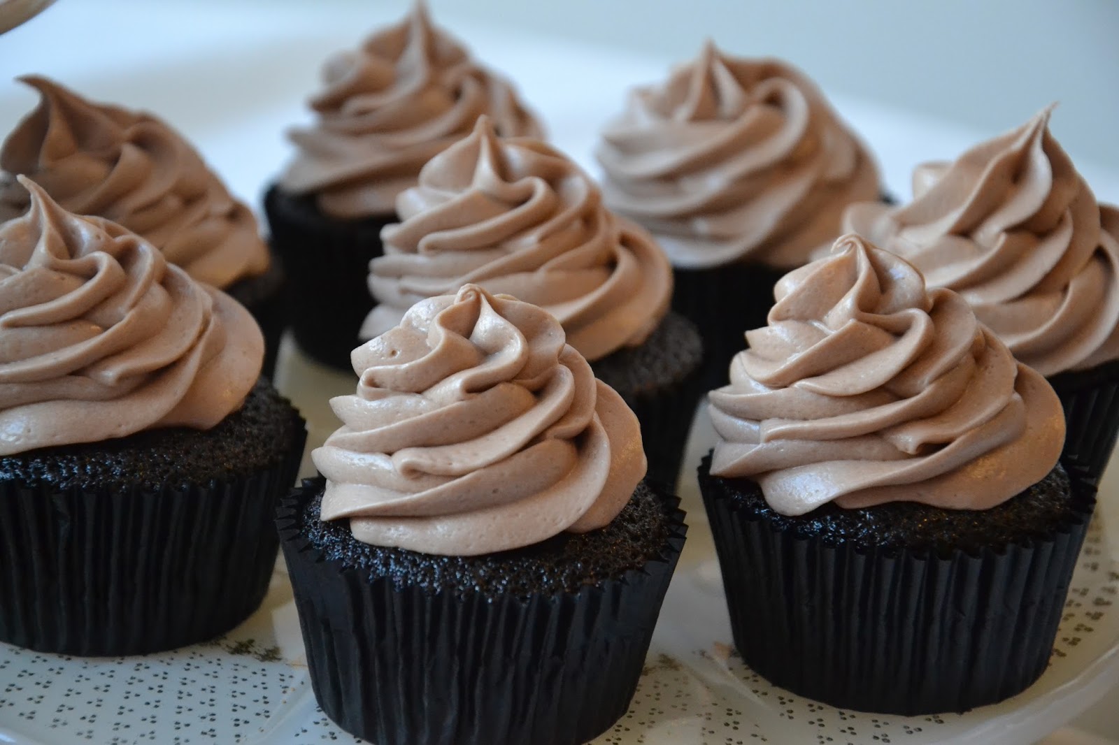 Chocolate Cupcakes with Cream Cheese Filling