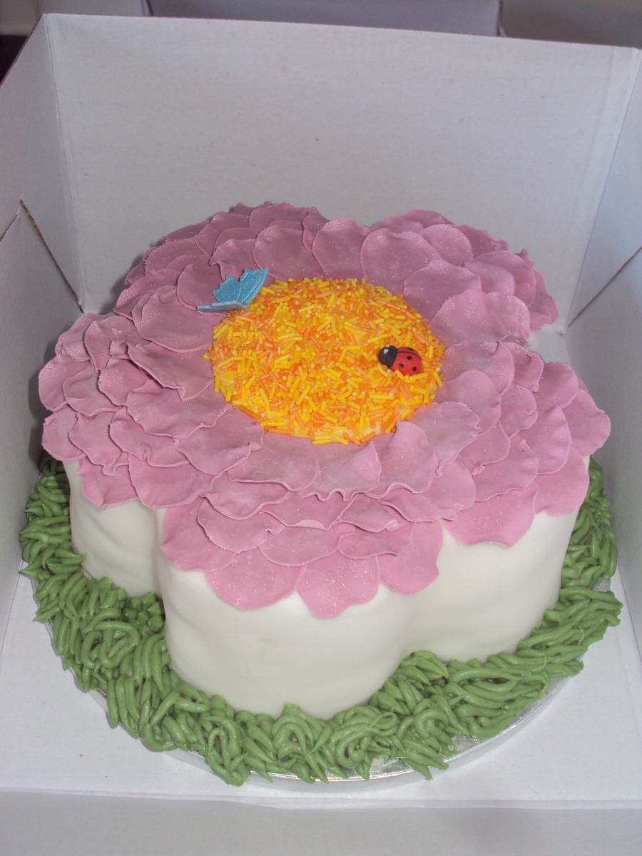 Flower Shaped Cake