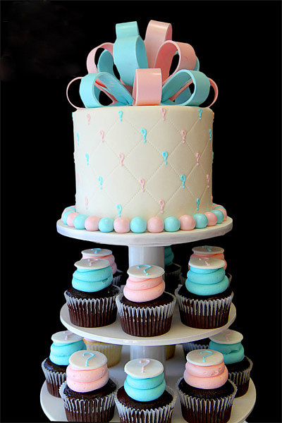 Gender Reveal Cake and Cupcakes