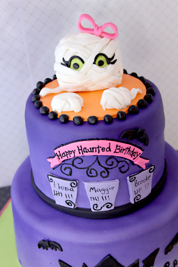 Halloween Theme Birthday Cake