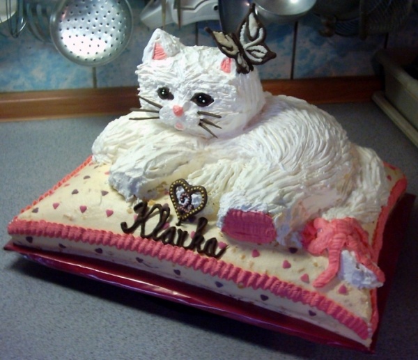 Kitten Birthday Cake