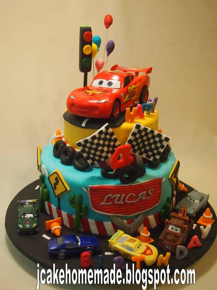 Lightning McQueen Birthday Cake