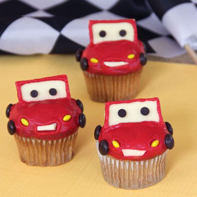 Lightning McQueen Cupcakes