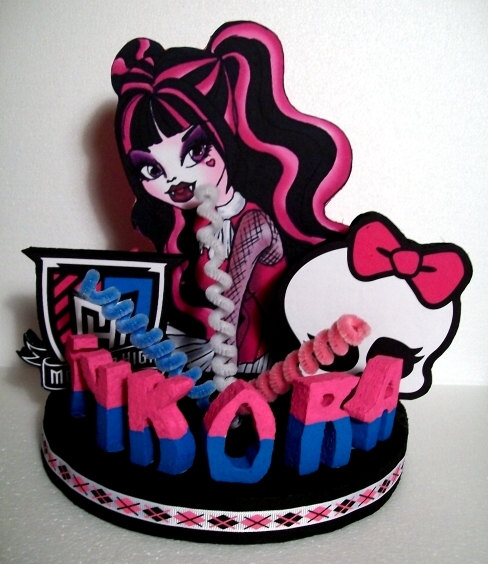 8 Photos of Custom Monster High Cakes