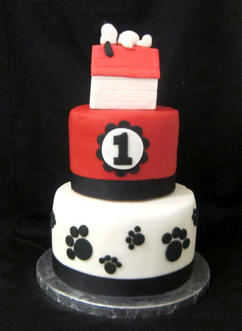 Snoopy Birthday Cake