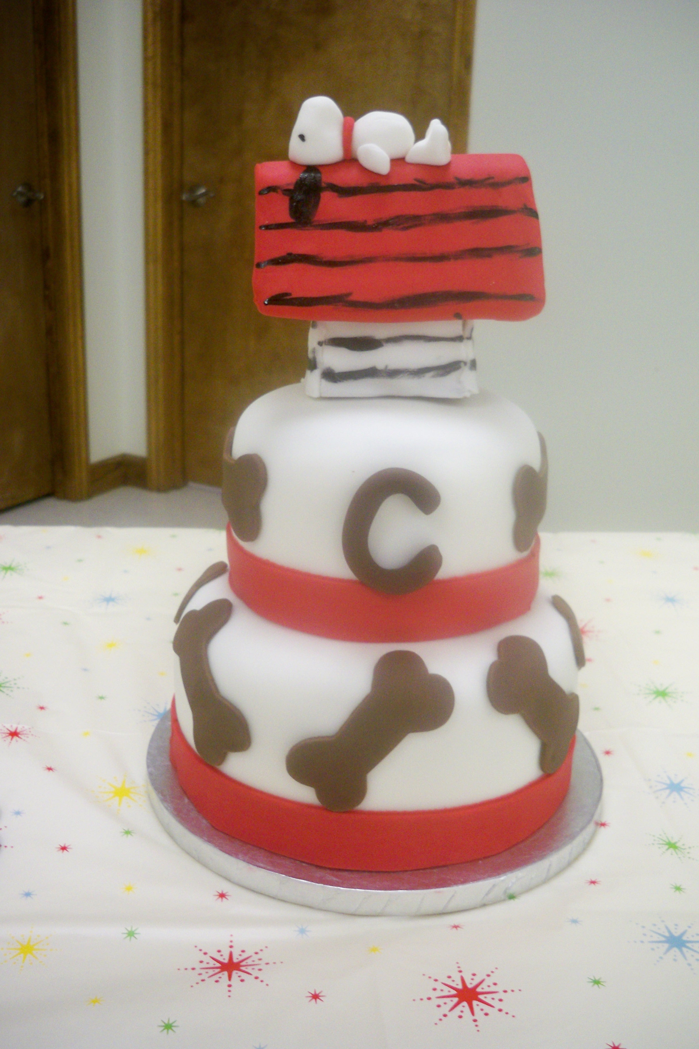 Snoopy Birthday Cake