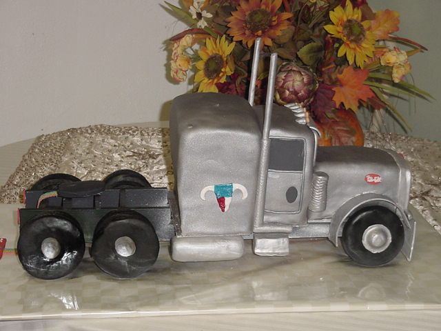 Truck Grooms Wedding Cake