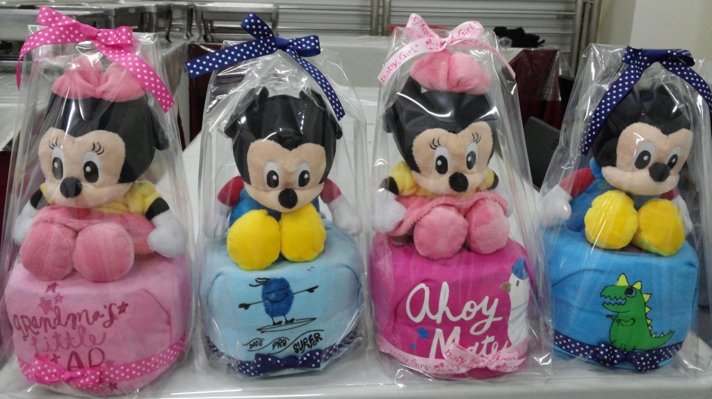 11 Photos of Souvenirs Mini Diaper Cakes