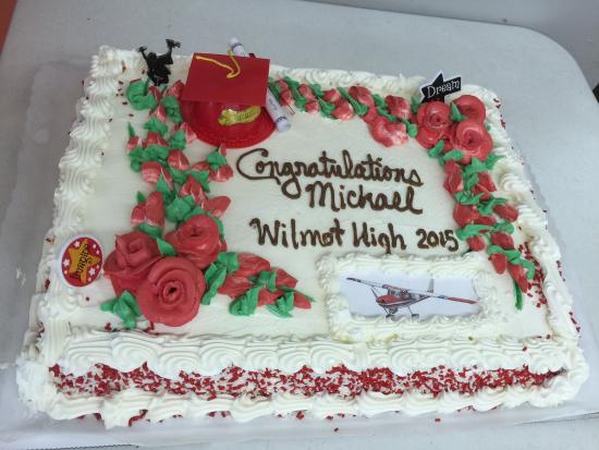 Buttercream Graduation Cakes