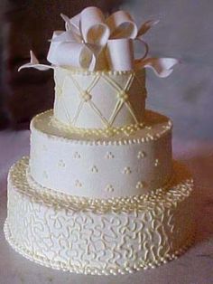 Edgar's Bakery Wedding Cakes