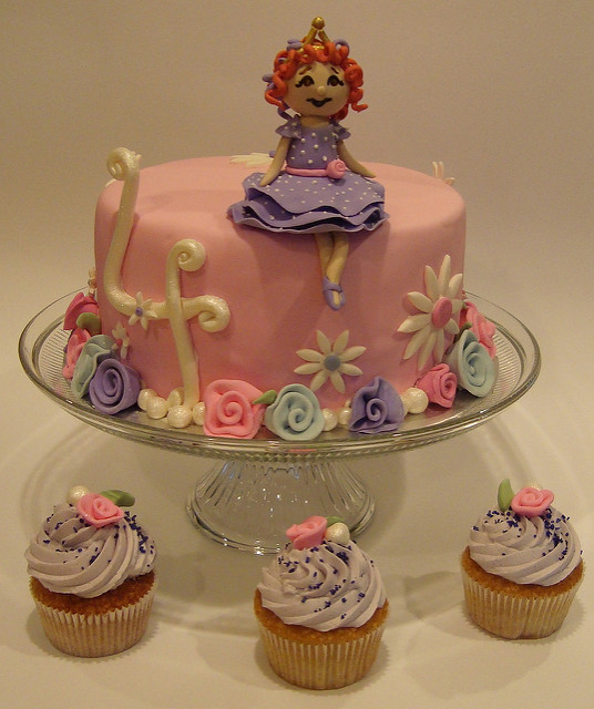 Fancy Nancy Birthday Cake