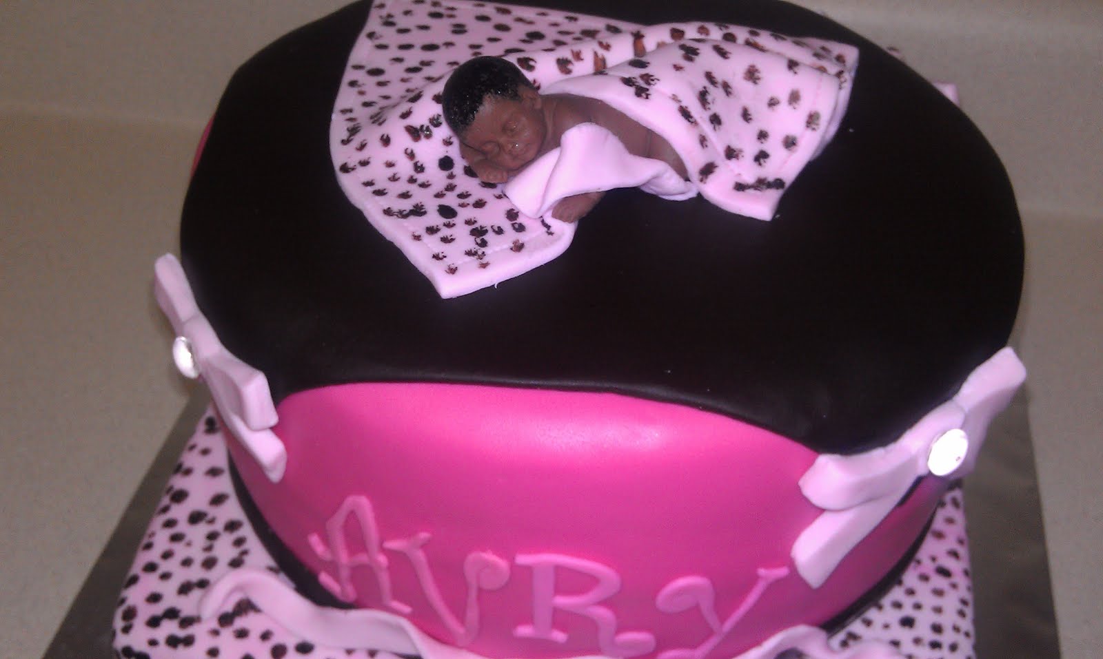 Girl Baby Shower Leopard Cake