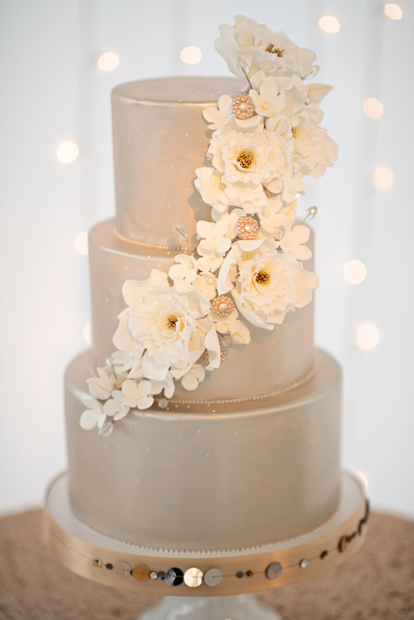 9 Photos of Cream Color Wedding Cakes