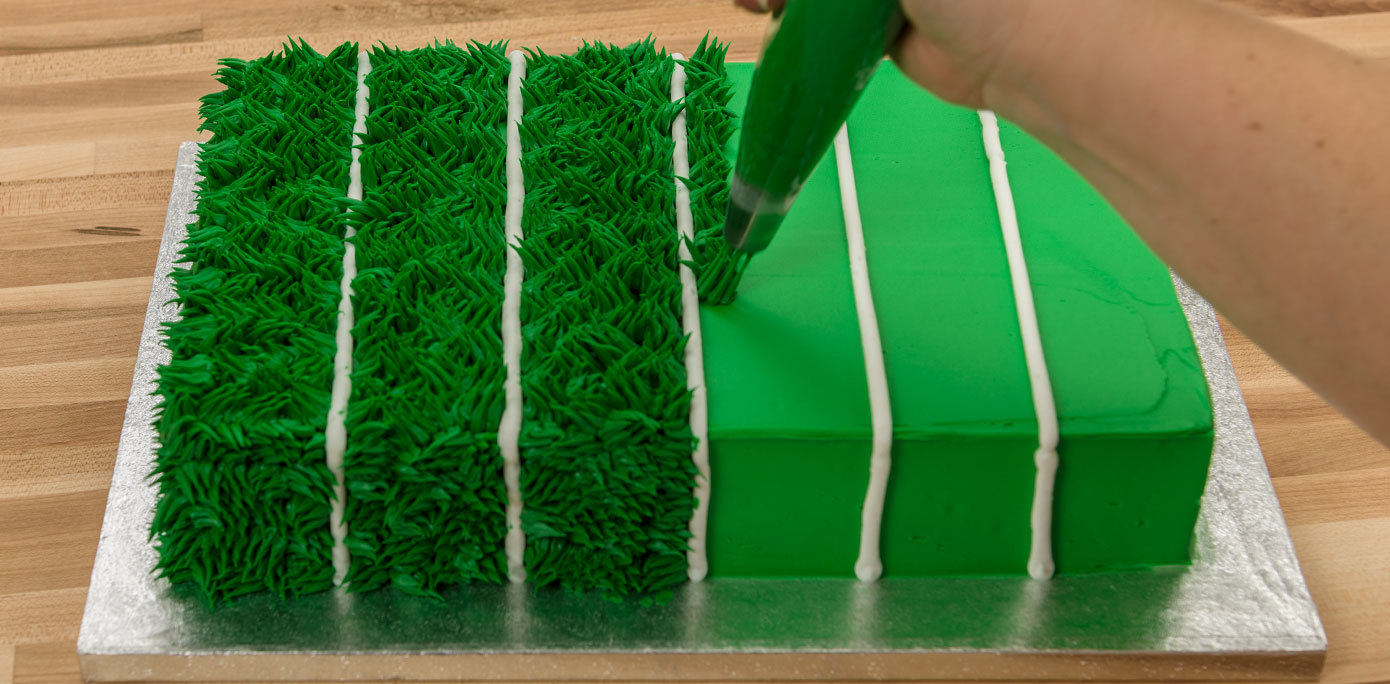 Make a Football Field Cake