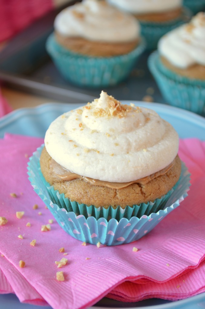 Peanut Butter Banana Cupcakes with Buttercream