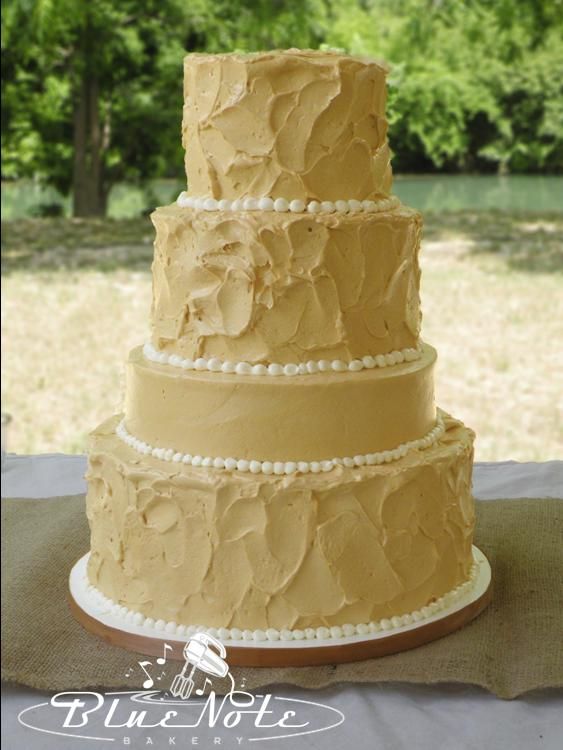 Simple Cream Color Wedding Cake