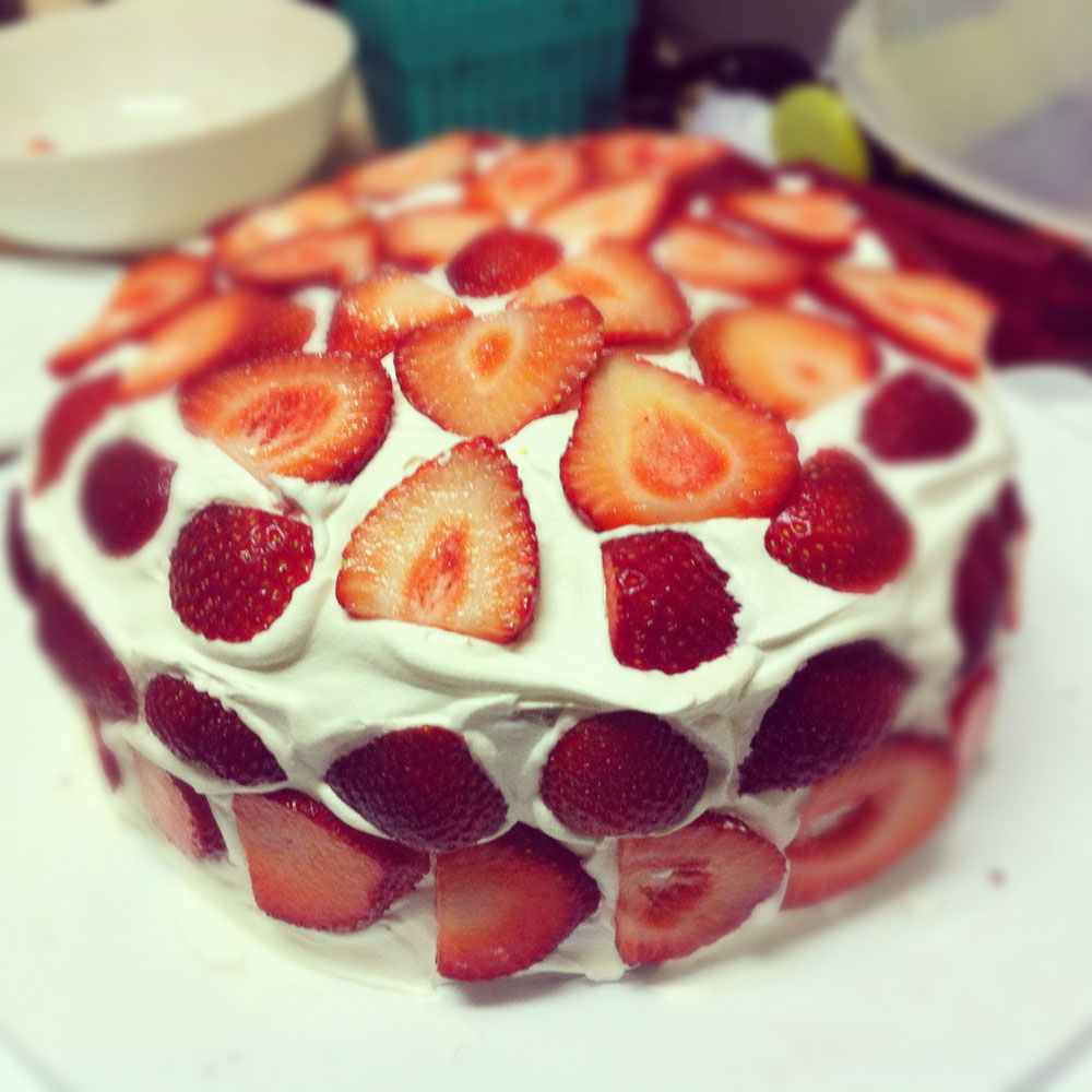 Strawberry Cream Cake