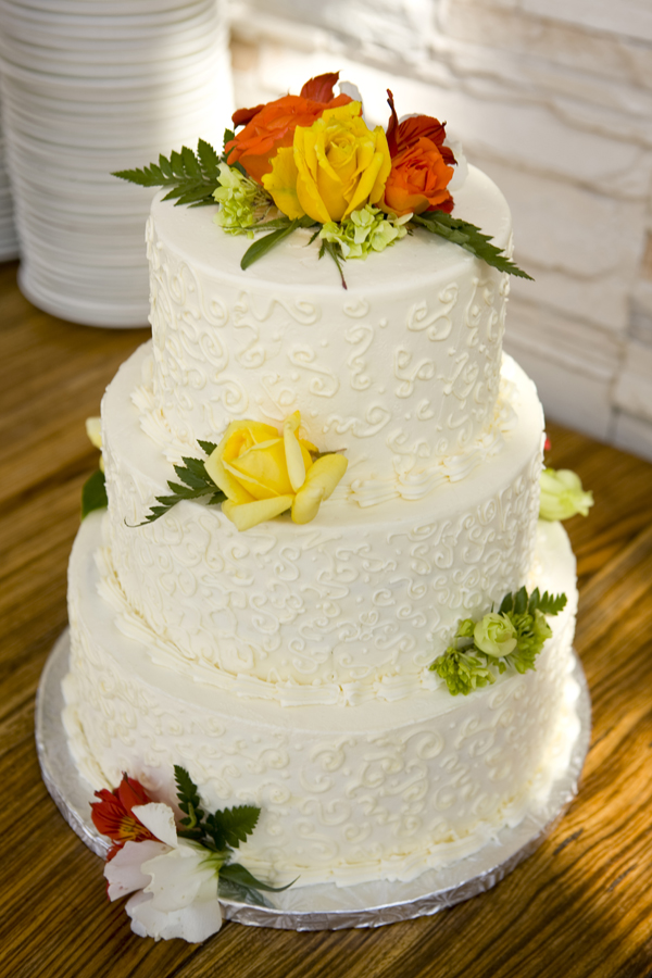 Whole Foods Bakery Wedding Cake