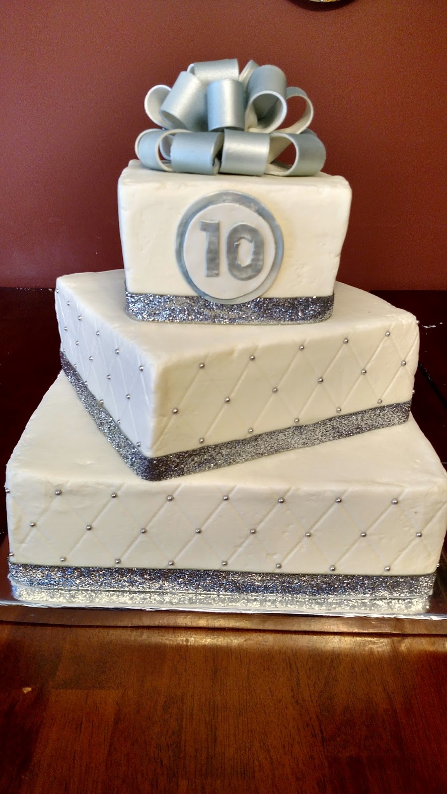 10 Year Anniversary Cake