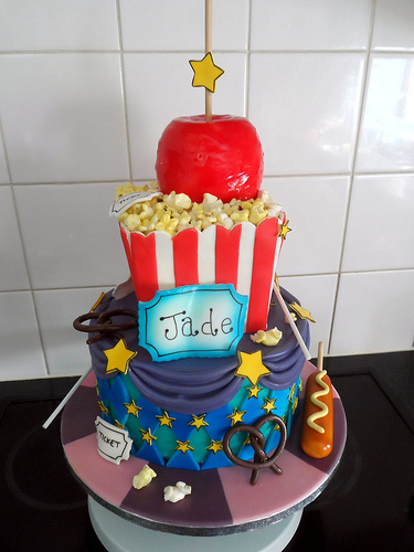 2 Tier Cakes for Girls 10th Birthday