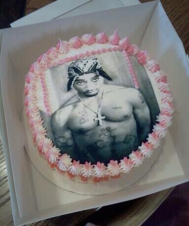 2Pac Birthday Cake