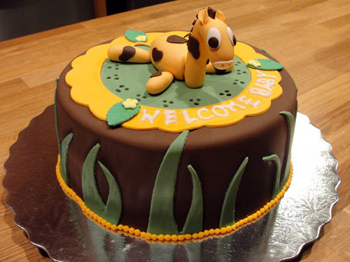 Baby Shower Giraffes Cake