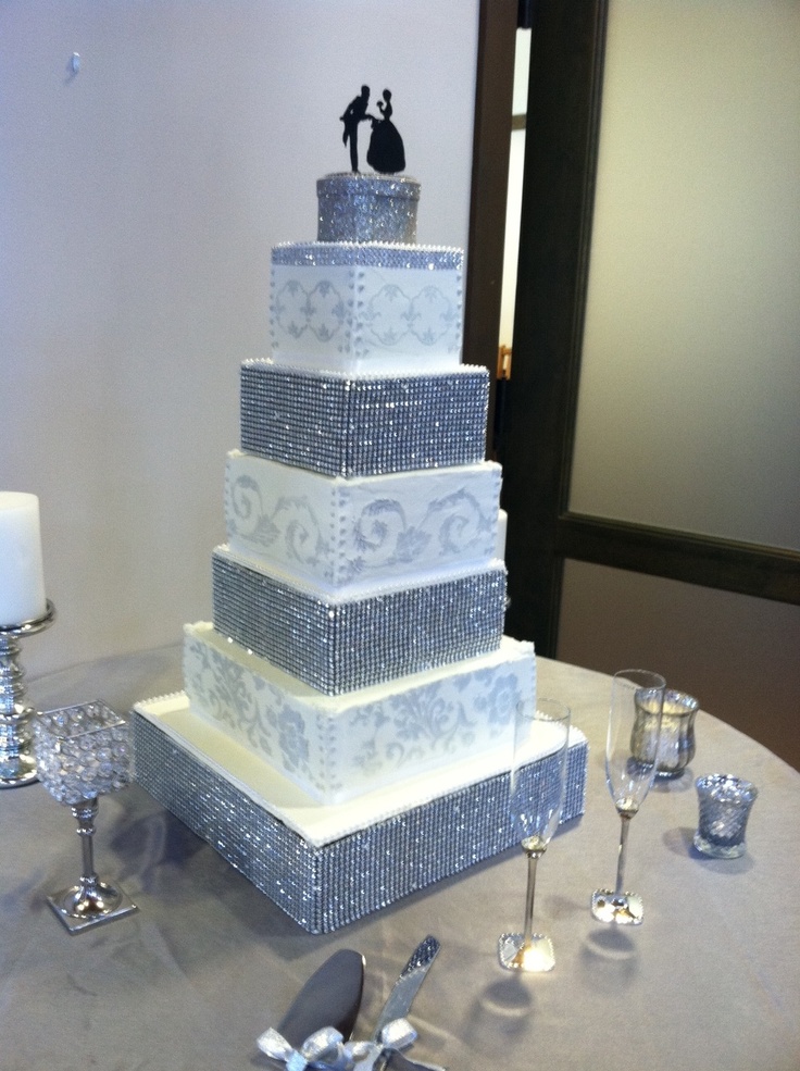 Buttercream and Bling Wedding Cakes