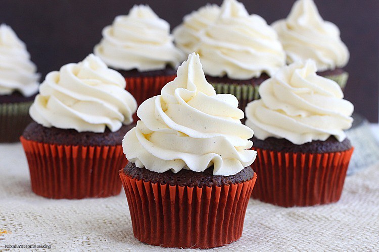 Chocolate Cupcakes with Vanilla Buttercream