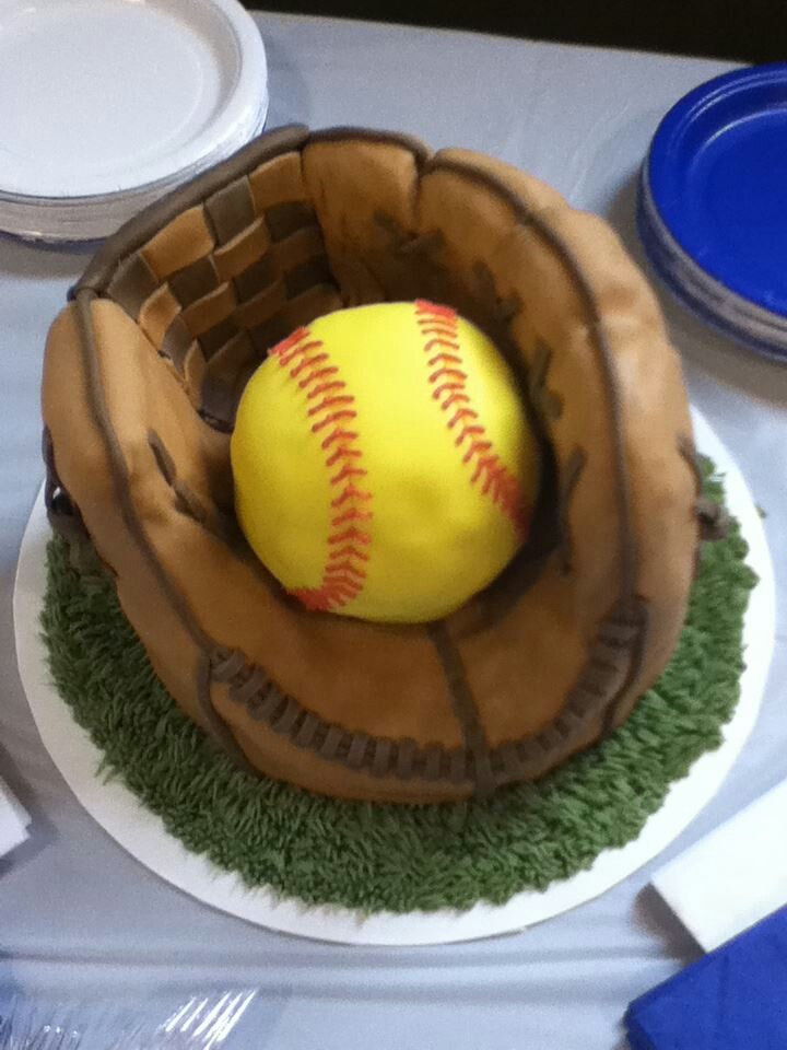 Cute Softball Birthday Cakes