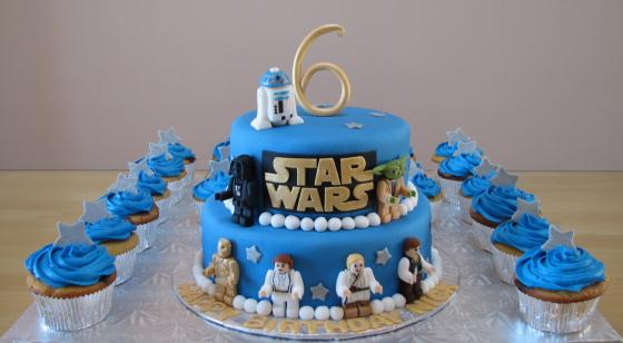 LEGO Star Wars Cake