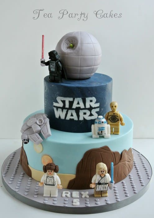 LEGO Star Wars Cake