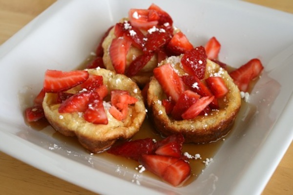 Mini German Pancakes in Muffin Tins