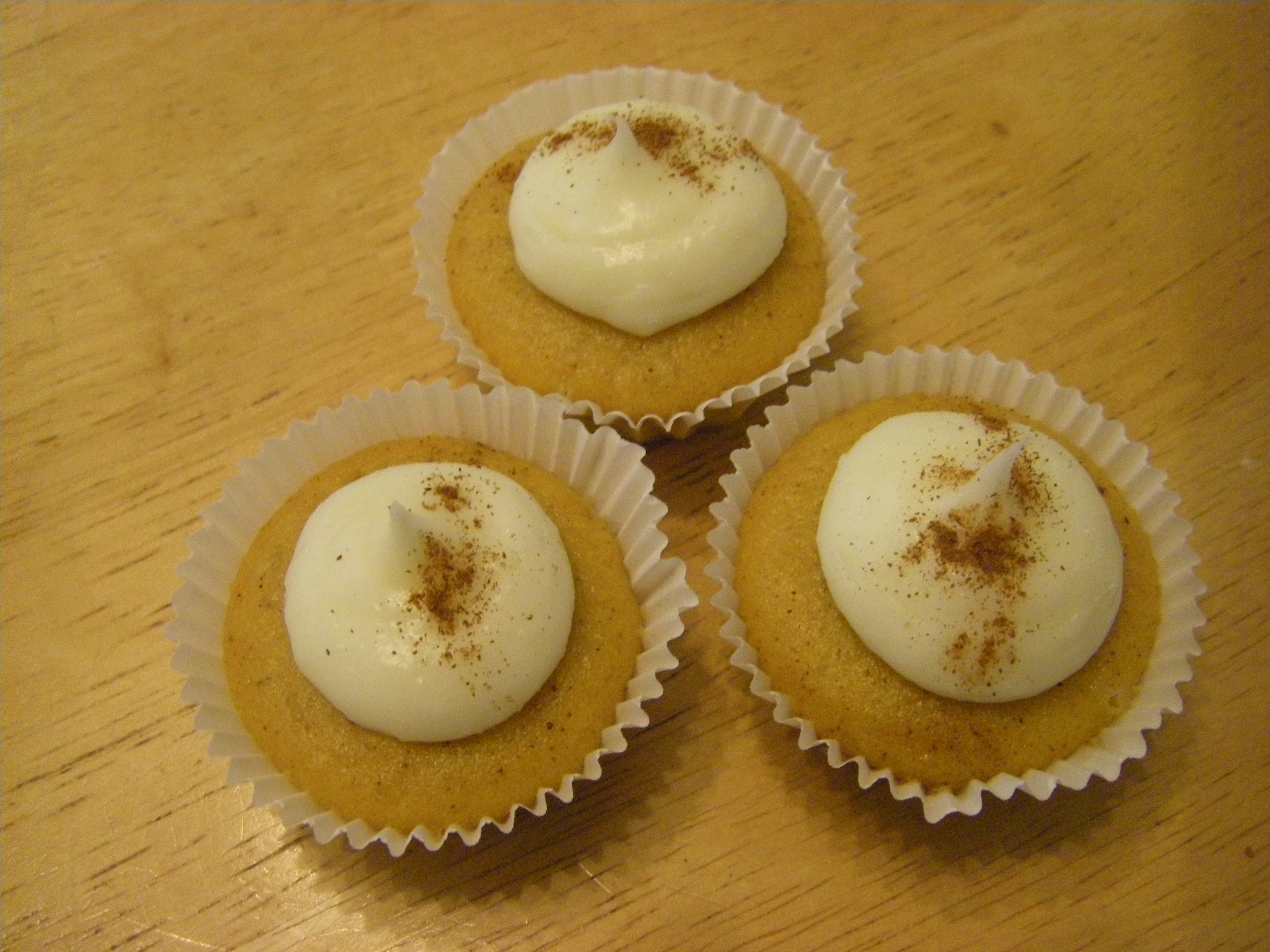 Mini Pumpkin Cupcakes Cream Cheese Frosting