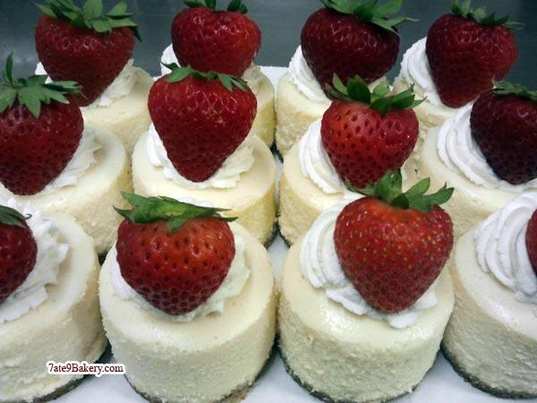 Mini Strawberry Cheesecakes