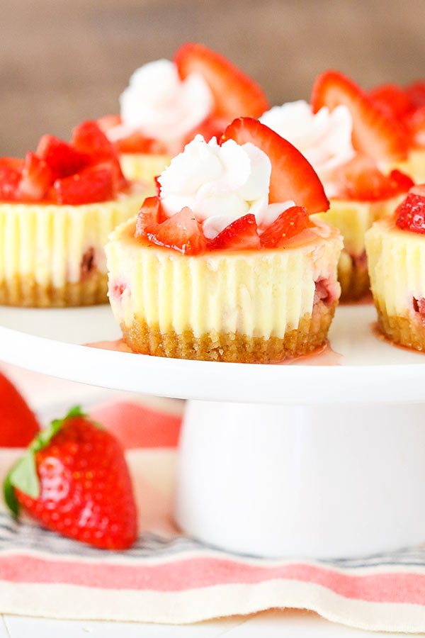 Mini Strawberry Cheesecakes