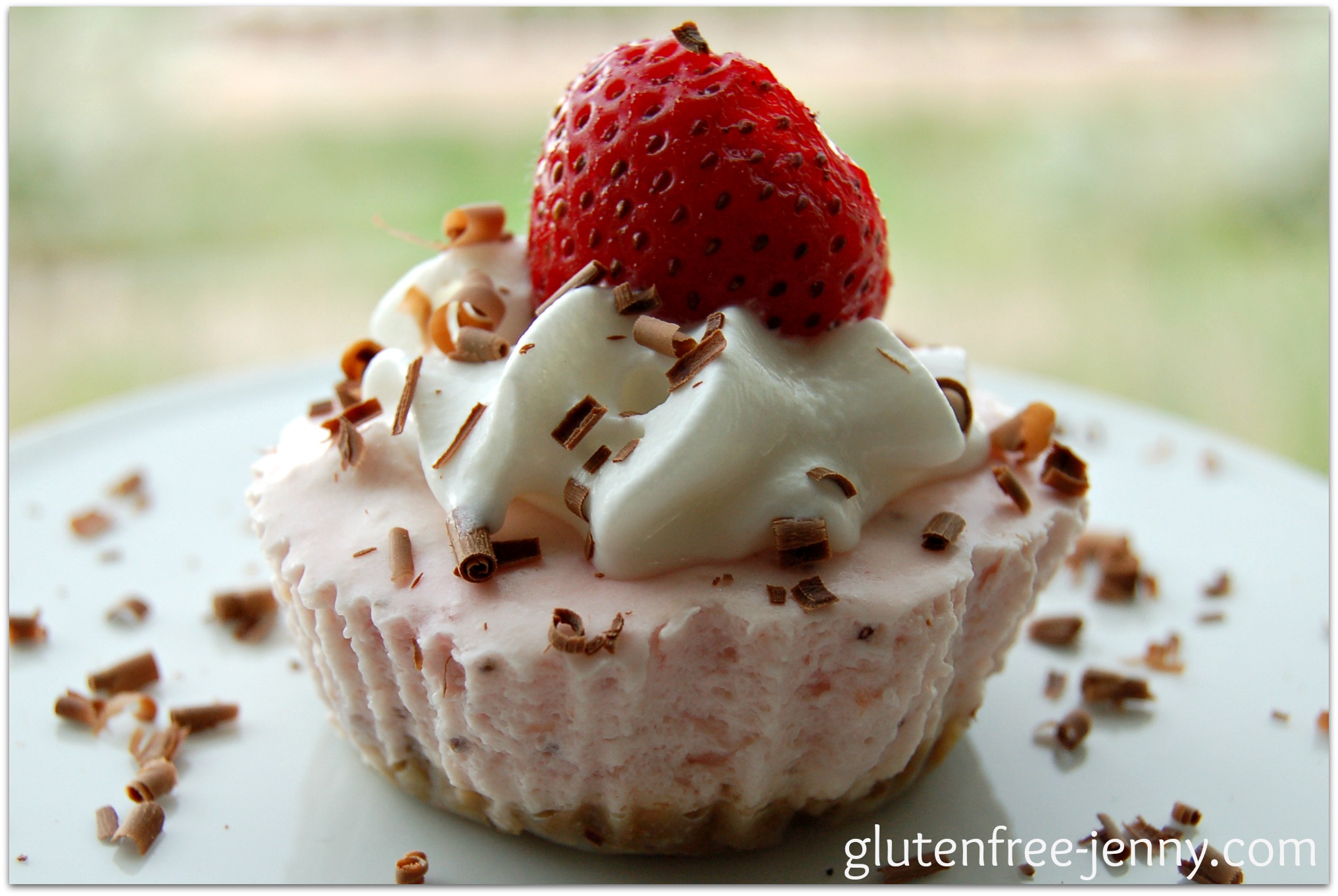 Mini Strawberry Cheesecakes