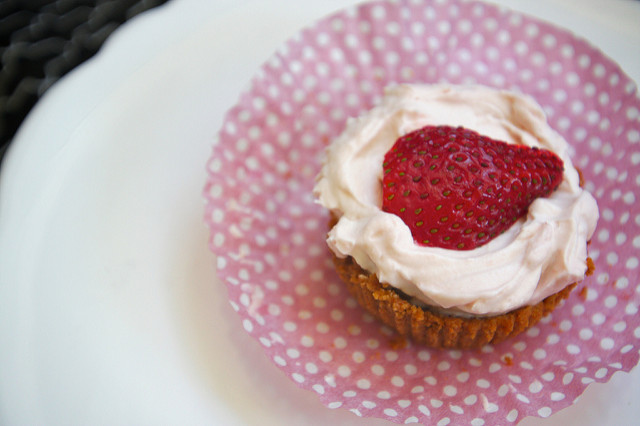 Mini Strawberry Cheesecakes