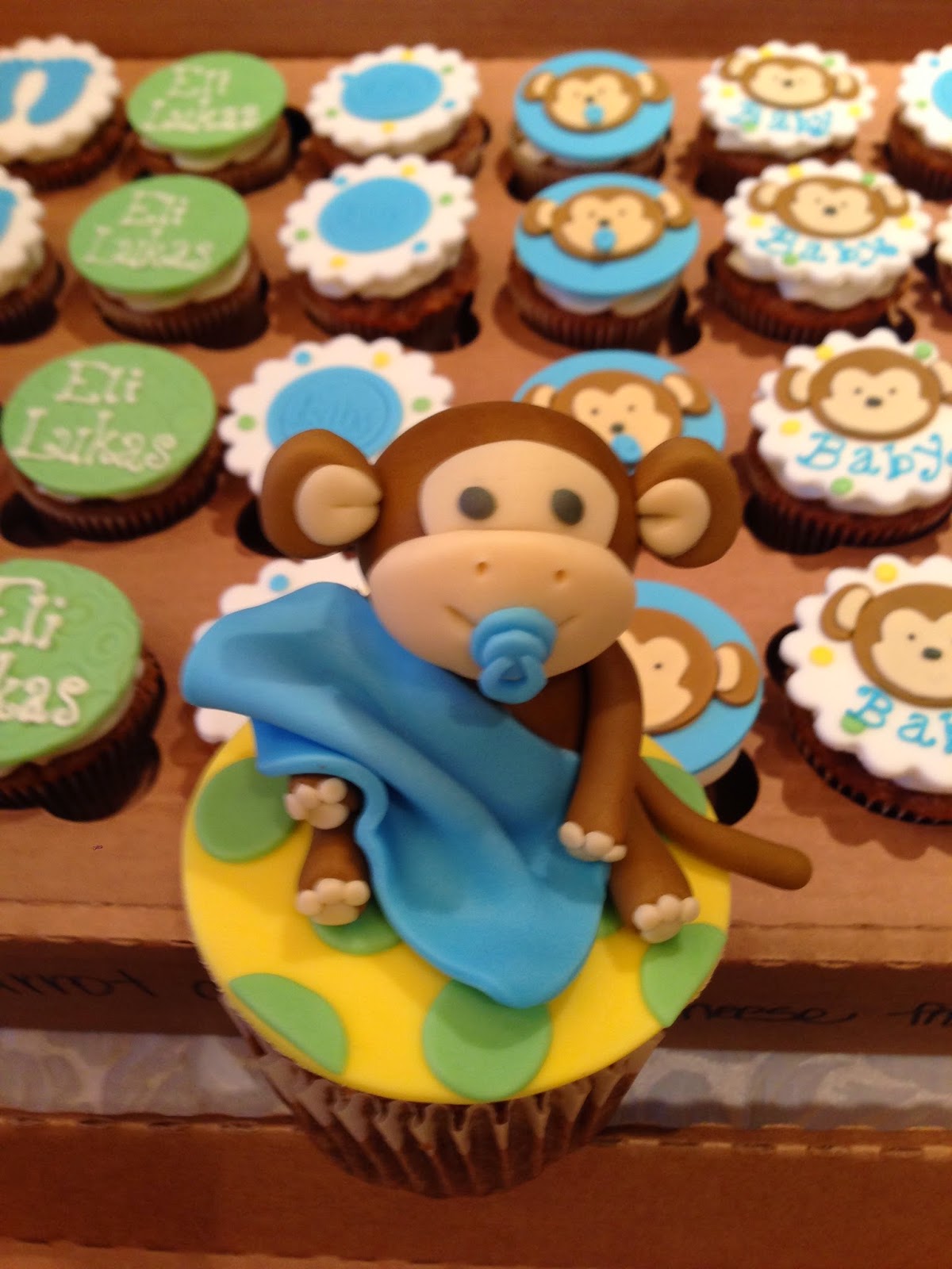 Monkey Baby Shower Cupcake Cake