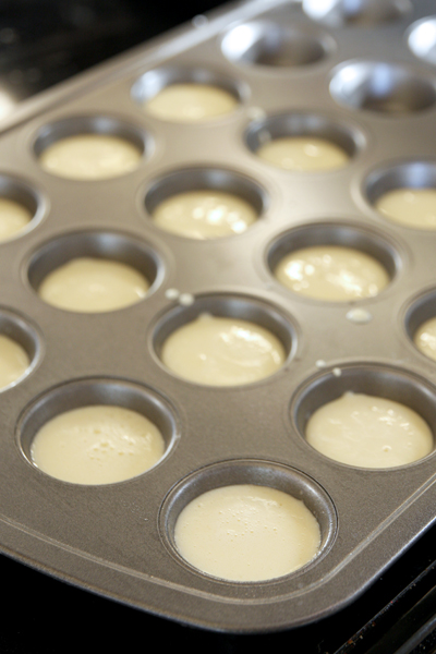 11 Photos of Pancakes In A Tin