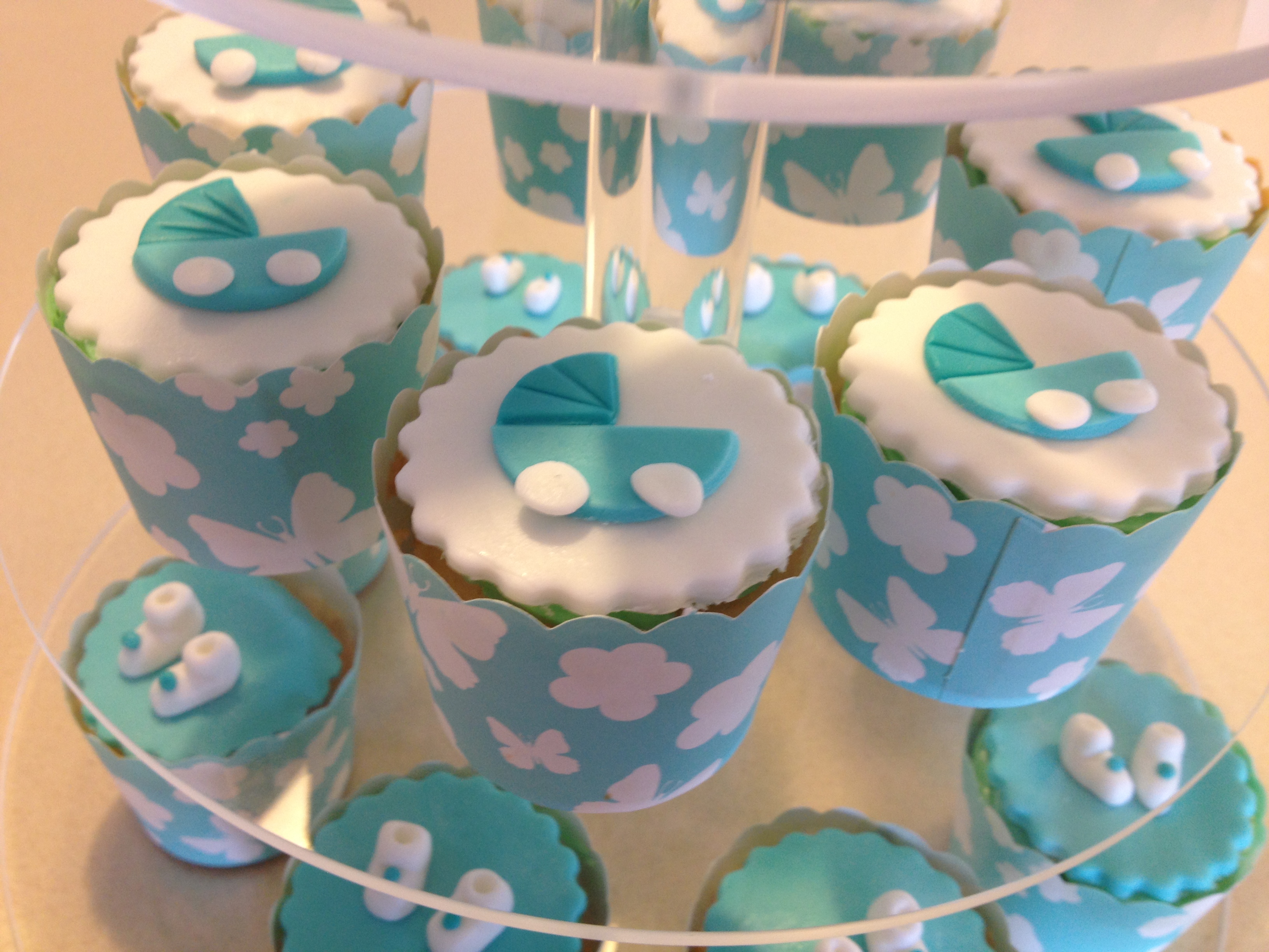 Baby Shower Cupcakes