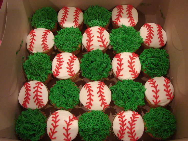 Baseball Cupcake Cake