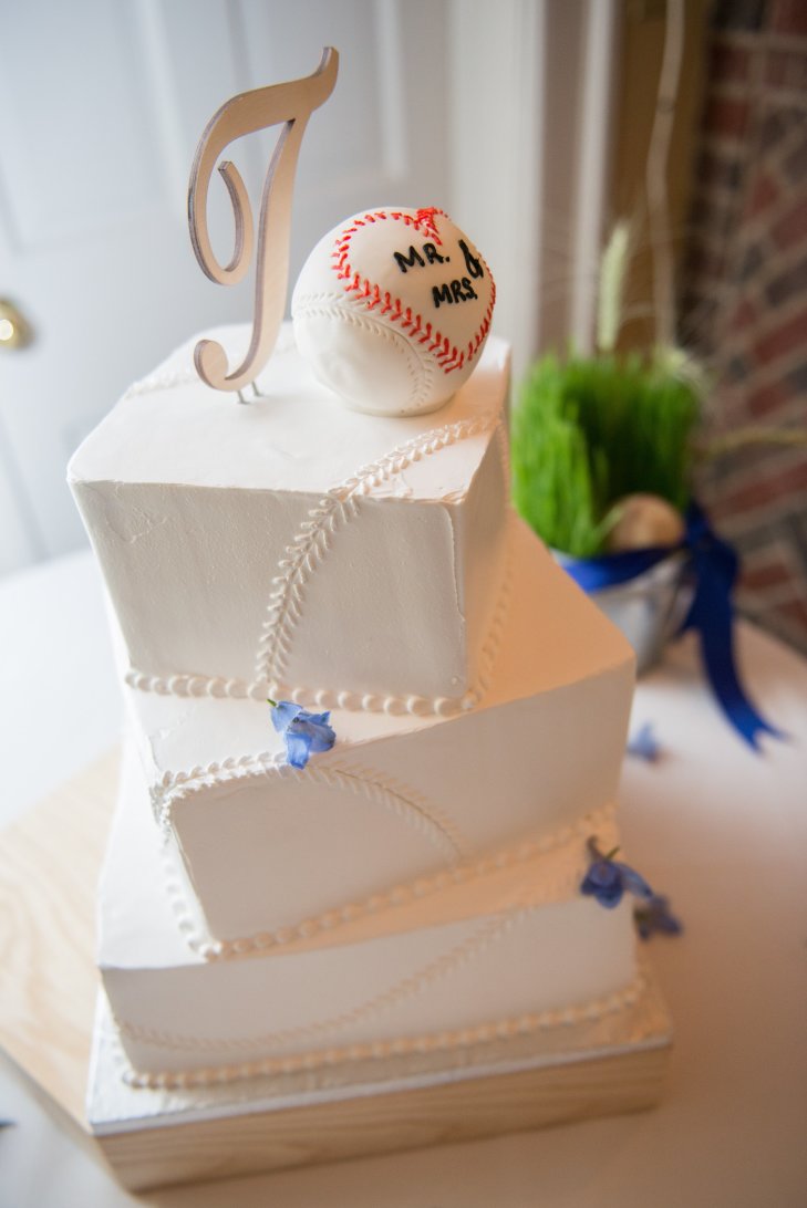 Baseball-Themed Wedding Grooms Cake