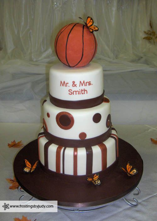 Basketball Themed Wedding Cakes