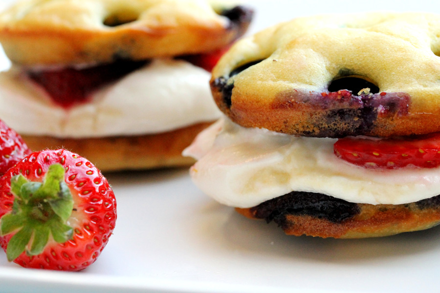 Blueberry Whoopie Pies Recipe