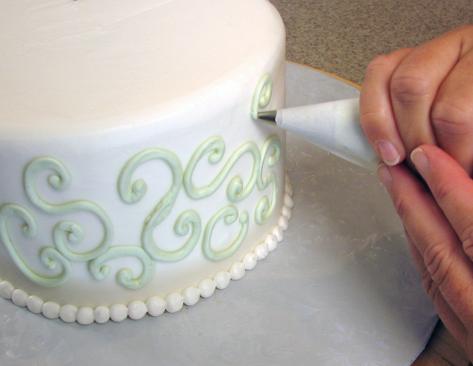 Buttercream Cake Decorating Piping Designs