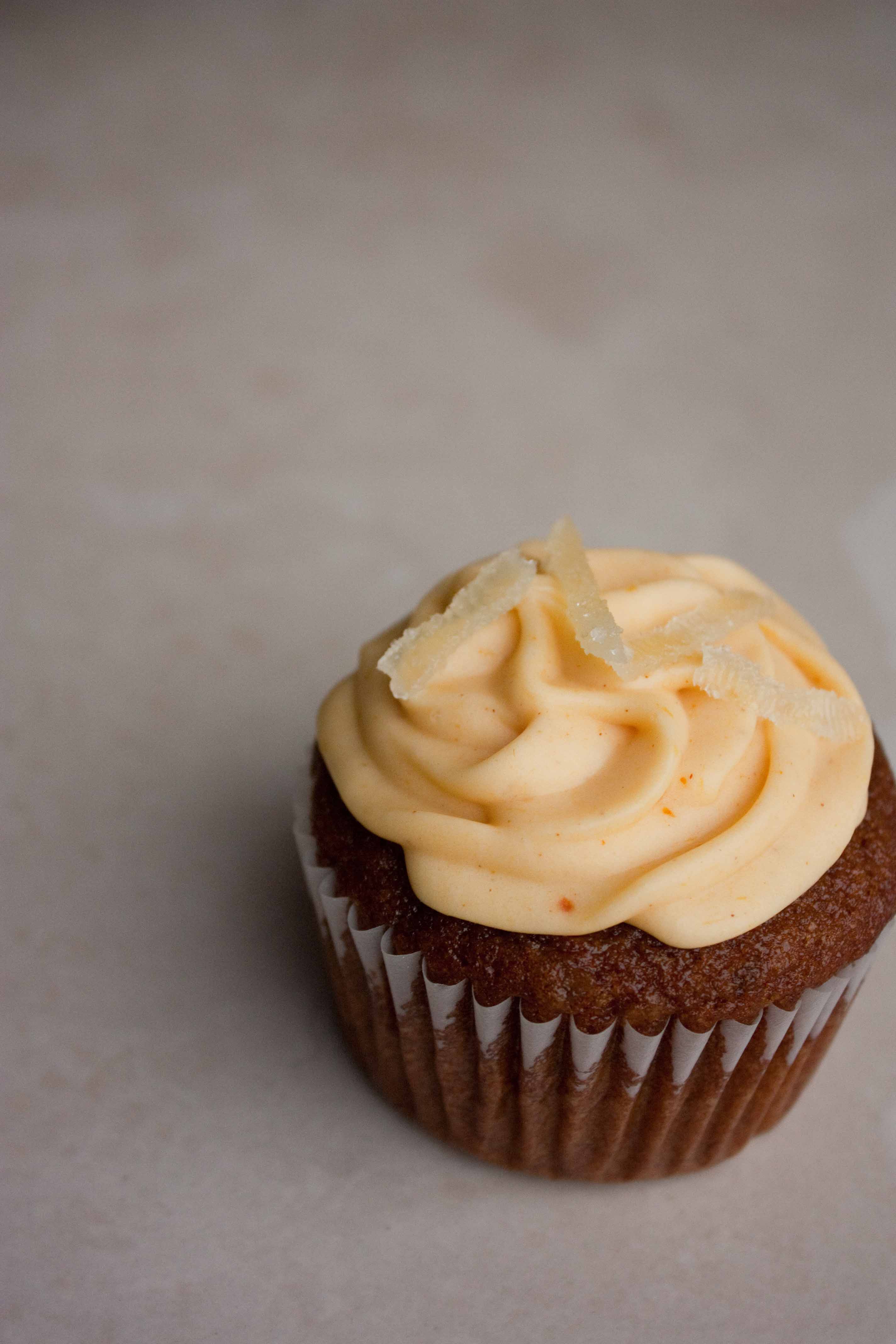 Caramel Pumpkin Cupcakes with Filling