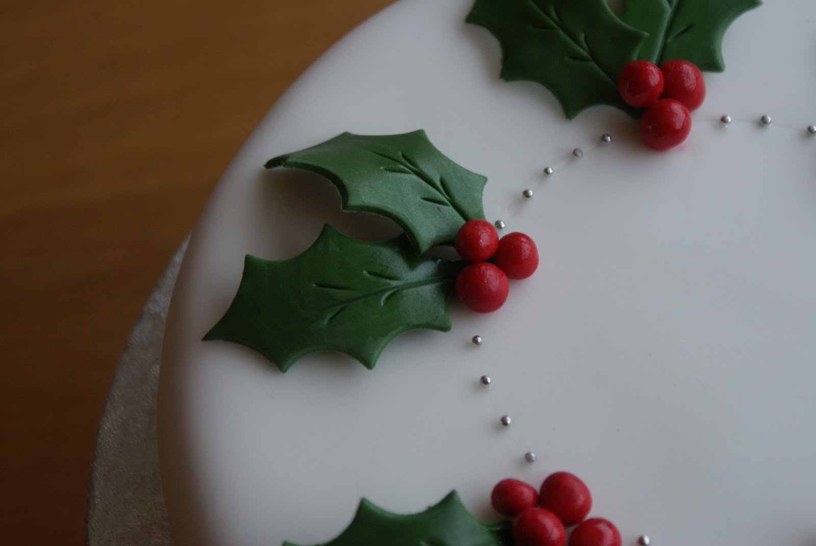 Christmas Cake Decorating Ideas